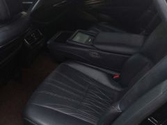 Photo of the vehicle Lexus LS