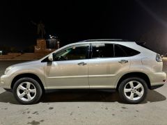 Photo of the vehicle Lexus RX