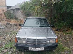 Photo of the vehicle Mercedes-Benz 190 (W201)