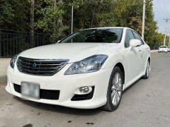 Сүрөт унаа Toyota Crown