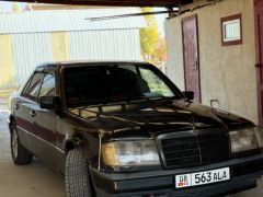 Photo of the vehicle Mercedes-Benz W124