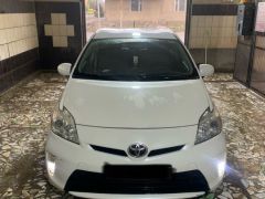 Фото авто Toyota Prius