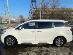 Фото авто Kia Carnival