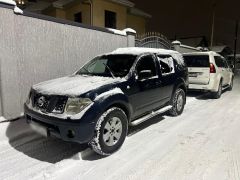 Фото авто Nissan Pathfinder