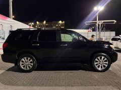 Фото авто Toyota Sequoia