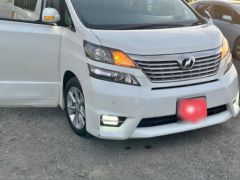 Фото авто Toyota Vellfire