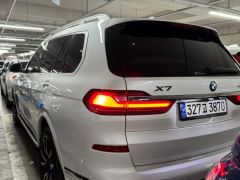 Фото авто BMW X7