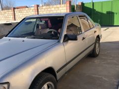 Фото авто Mercedes-Benz W124