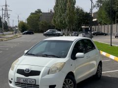 Фото авто Toyota Yaris