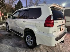 Photo of the vehicle Lexus GX