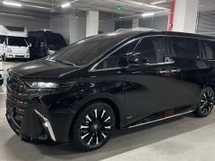 Сүрөт унаа Toyota Alphard