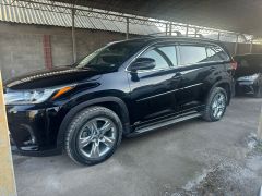 Сүрөт унаа Toyota Highlander