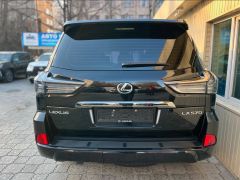 Photo of the vehicle Lexus LX