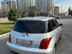 Сүрөт унаа Toyota Ist