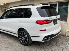 Фото авто BMW X7