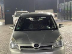 Сүрөт унаа Toyota Corolla Verso