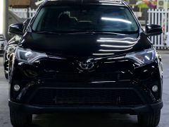 Сүрөт унаа Toyota RAV4