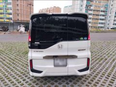 Фото авто Honda Stepwgn