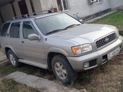 Сүрөт унаа Nissan Pathfinder