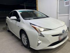 Фото авто Toyota Prius