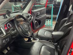 Сүрөт унаа Jeep Renegade