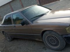 Сүрөт унаа Mercedes-Benz 190 (W201)