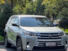 Фото авто Toyota Highlander