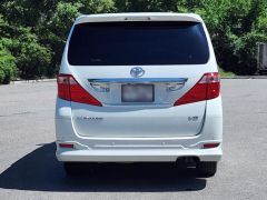 Сүрөт унаа Toyota Alphard