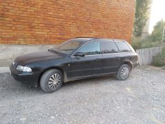 Photo of the vehicle Audi A4