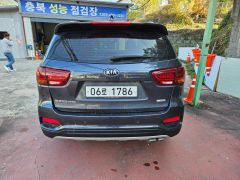 Photo of the vehicle Kia Sorento