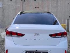 Photo of the vehicle Hyundai Sonata