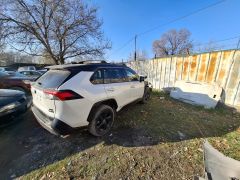 Сүрөт унаа Toyota RAV4