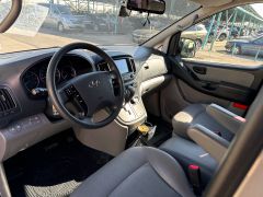 Сүрөт унаа Hyundai Starex (H-1)