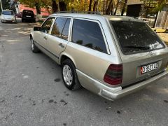 Фото авто Mercedes-Benz W124