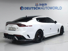 Сүрөт унаа Kia Stinger