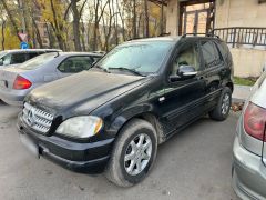 Сүрөт унаа Mercedes-Benz M-Класс