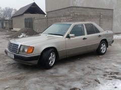 Сүрөт унаа Mercedes-Benz W124