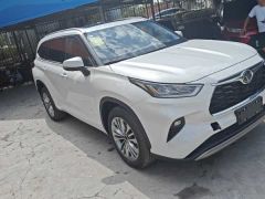 Сүрөт унаа Toyota Highlander