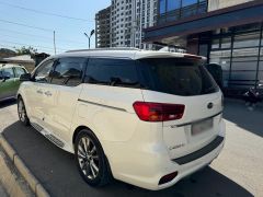 Фото авто Kia Carnival