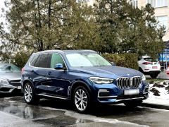 Photo of the vehicle BMW X5