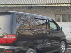 Фото авто Toyota Alphard