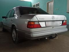 Фото авто Mercedes-Benz W124