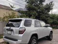 Photo of the vehicle Toyota 4Runner