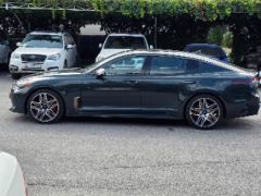 Photo of the vehicle Kia Stinger