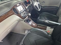 Сүрөт унаа Toyota Kluger