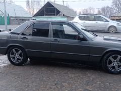 Photo of the vehicle Mercedes-Benz 190 (W201)