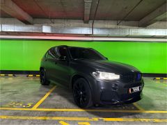 Photo of the vehicle BMW X5