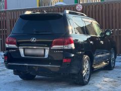 Photo of the vehicle Lexus LX