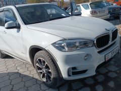 Photo of the vehicle BMW X5