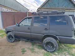 Сүрөт унаа Nissan Terrano